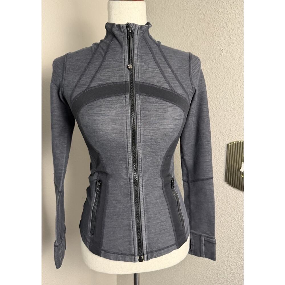 Lululemon Define Jacket Size 4 Gray Full Zip Thumbholes Fitted Athletic Yoga